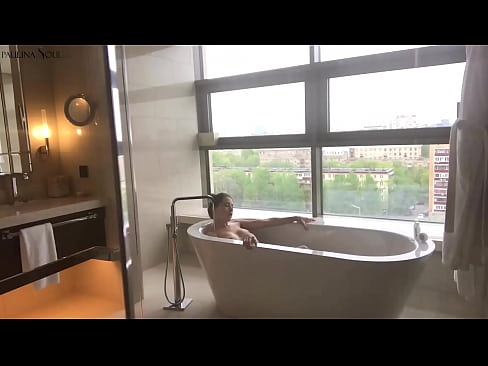 ❤️ Tremenda babe Passionately jerking off its pussy in u bagnu Video cazzo à porn co.desixxxtube.ru