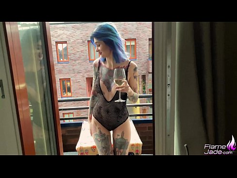 ❤️ Ragazza tremenda chì succhia cù una bocca è cazzo appassionatamente sottu à u celu apertu Video cazzo à porn co.desixxxtube.ru